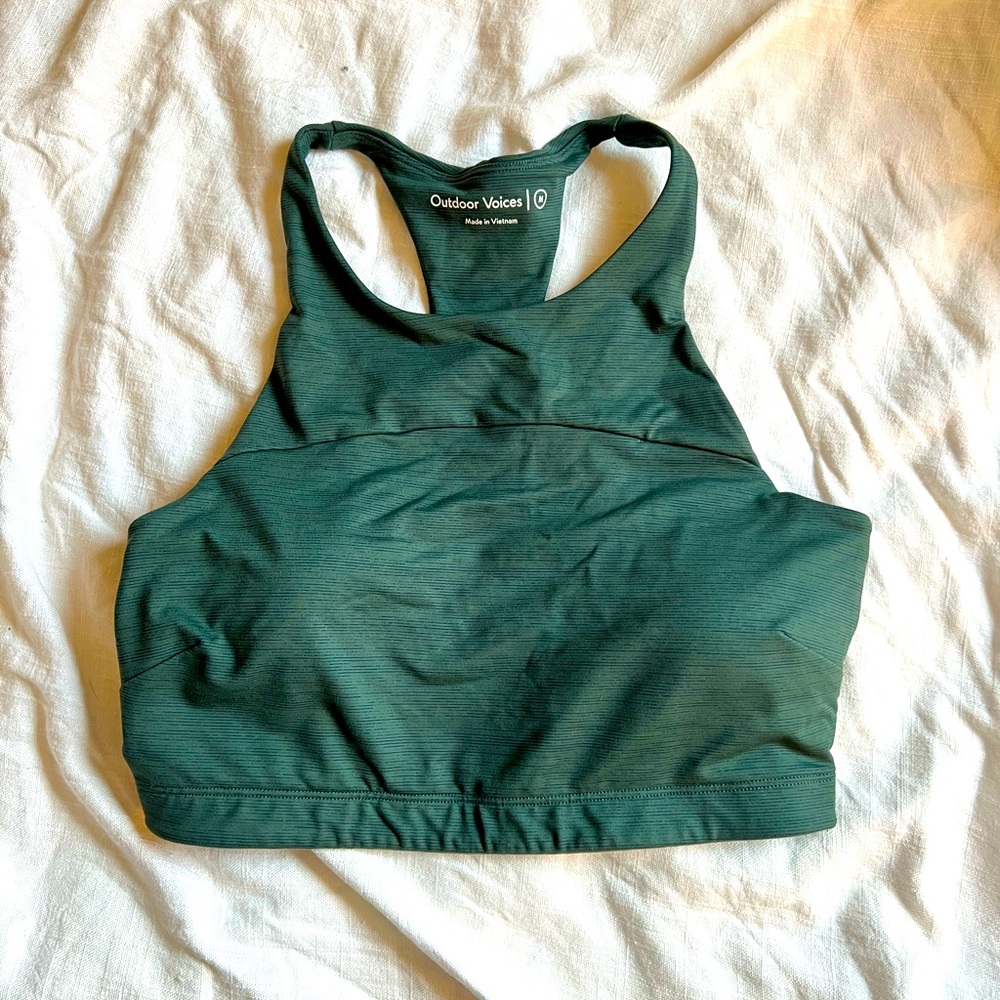 TechSweat™ Crop Top - Picture 3 of 5